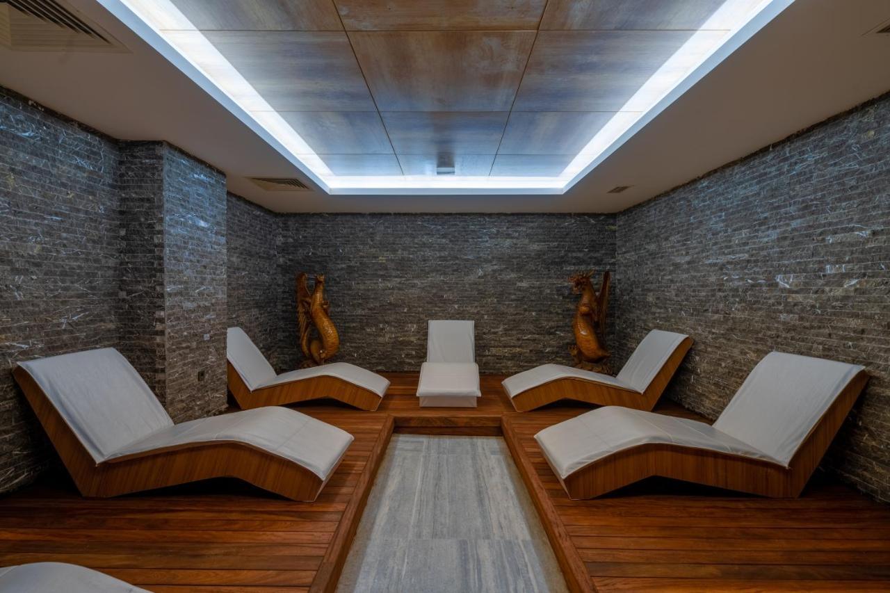 Otel Pearly 3*